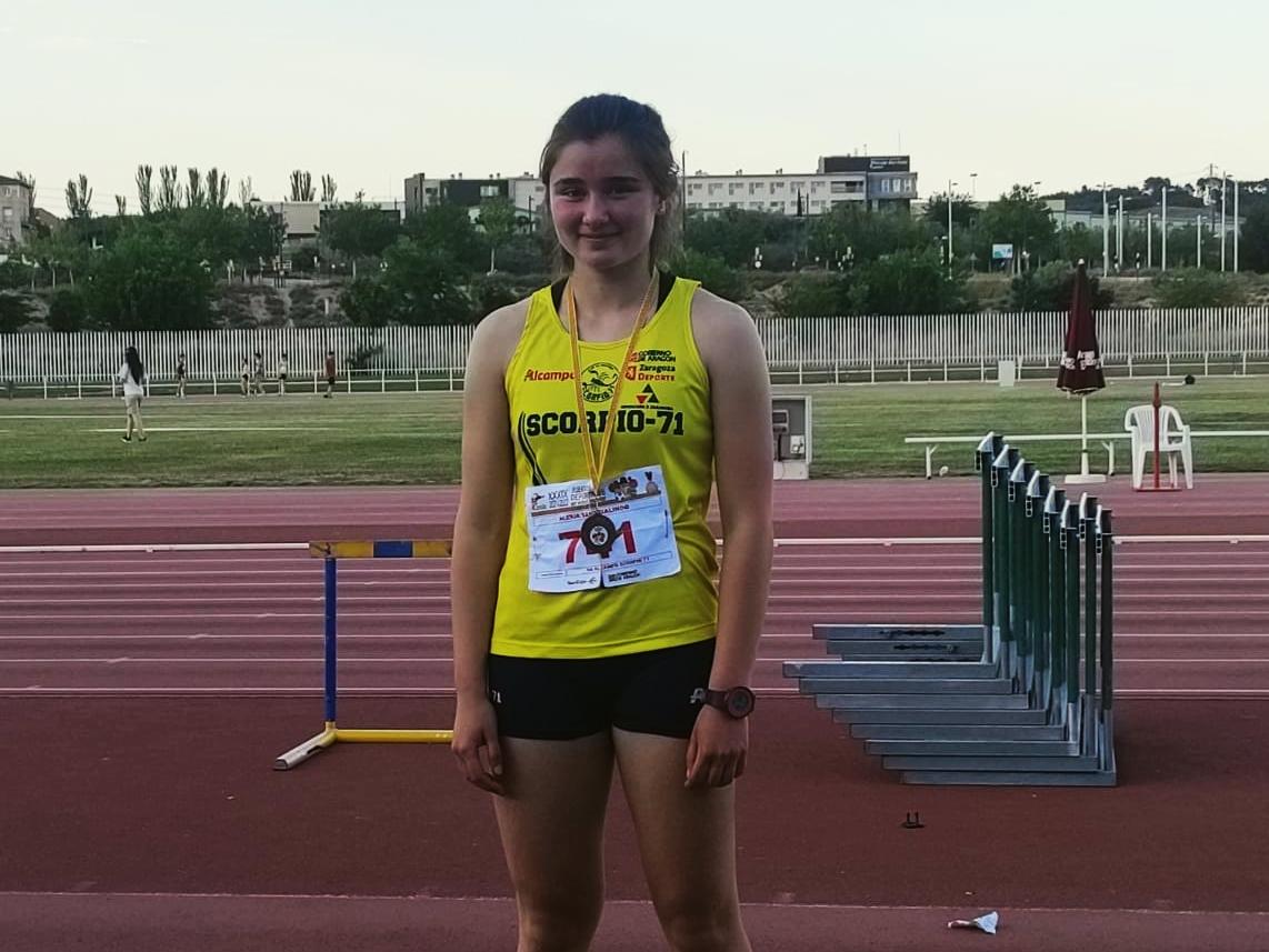 300m femenino: 3º Alexia Sanz 43"59.