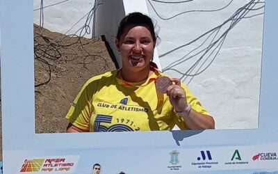 Natalia Sánchez medalla de bronce nacional de lanzamiento de martillo