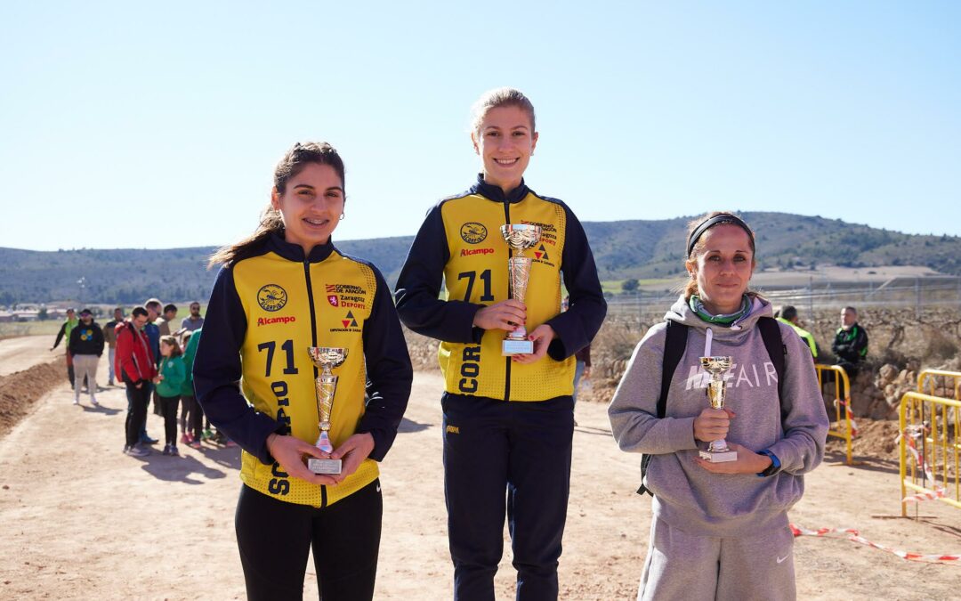 Gran resultado de Isabel Linares y Paloma Aznar en la prueba de la Copa Aragón de Cross celebrada en Mas de las Matas. (Foto: Atletismo Olimpo)