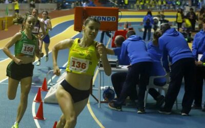 Récord de Aragón absoluto y Sub23 de 1.000m en pista cubierta para Inés Arqued